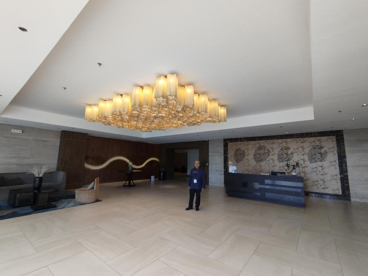 Mactan Newtown Seaview Condo By Fjcivo 麦克坦 外观 照片