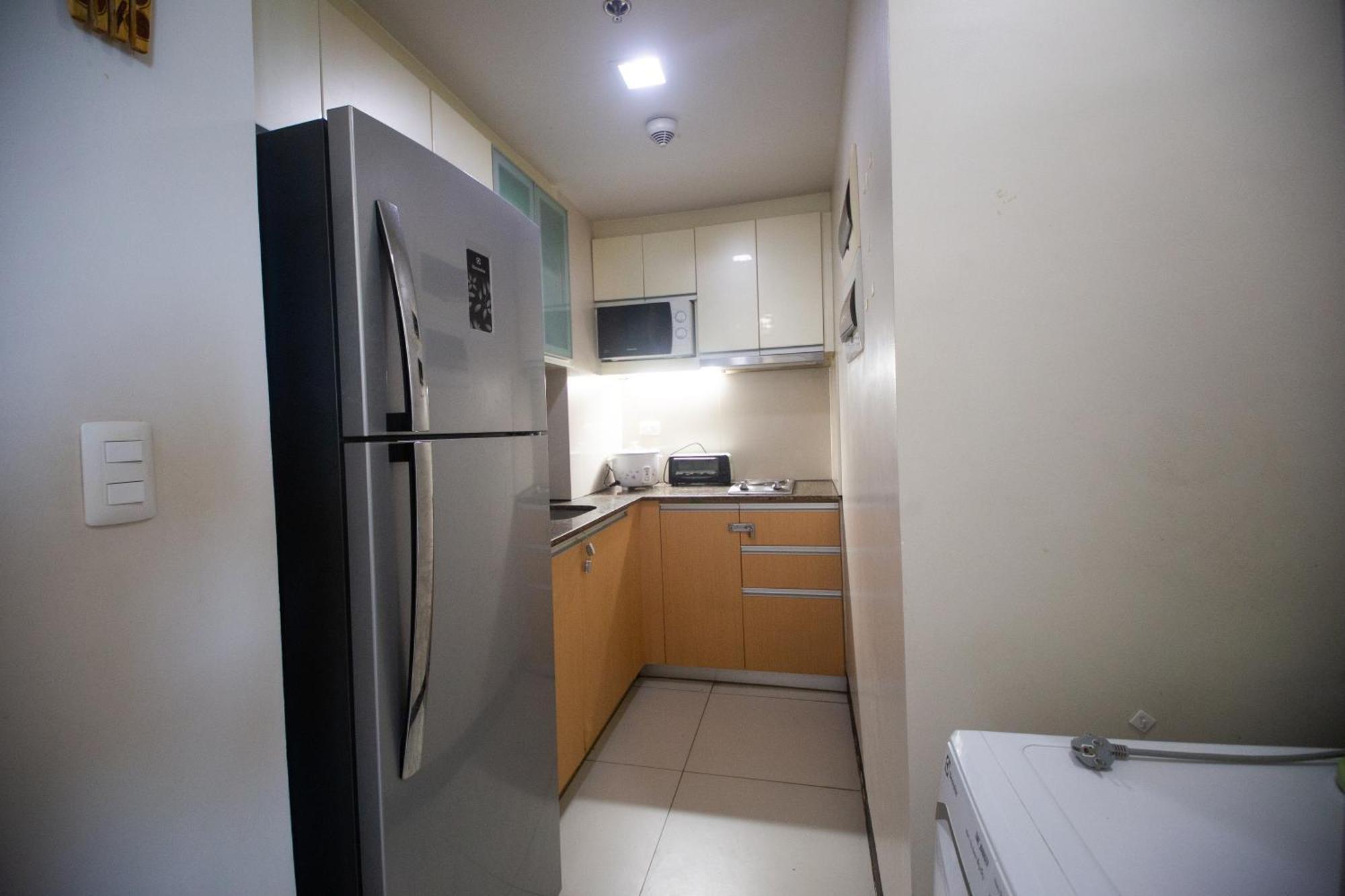 Mactan Newtown Seaview Condo By Fjcivo 麦克坦 外观 照片
